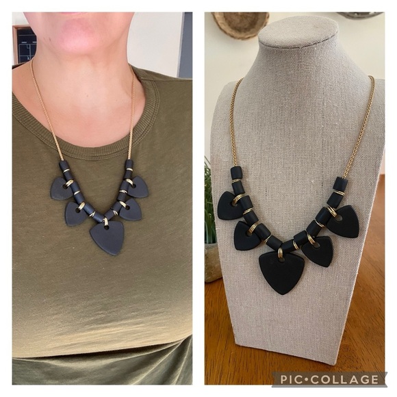 Handmade/Hand crafted polymer Clay statement necklace in black - Picture 2 of 6